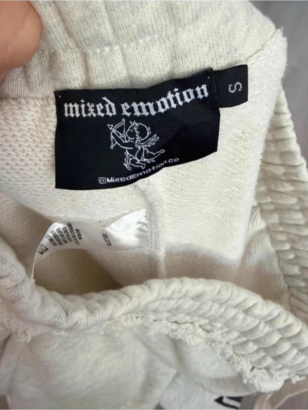 Mixed emotion grey classic 3/4 shorts